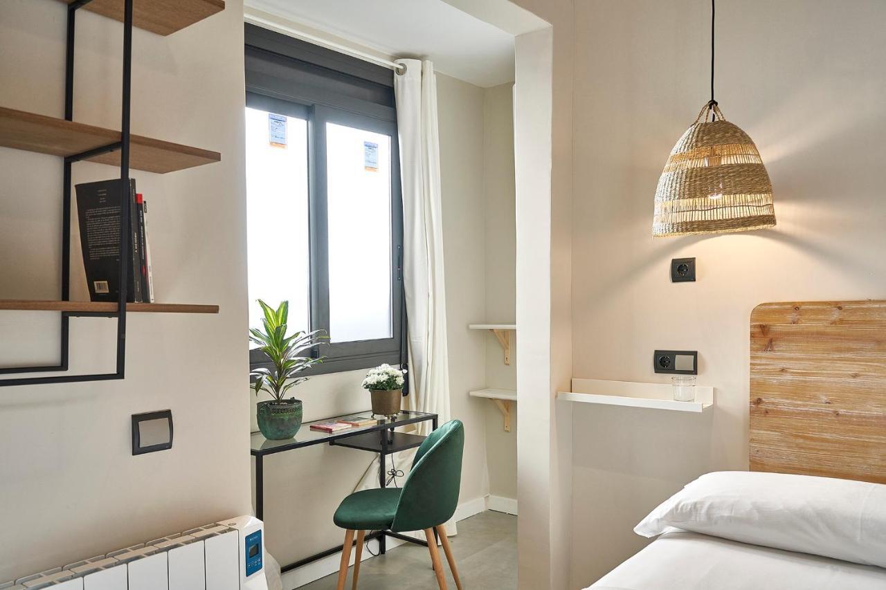 Ainb Eixample-Miro Apartments Барселона Экстерьер фото
