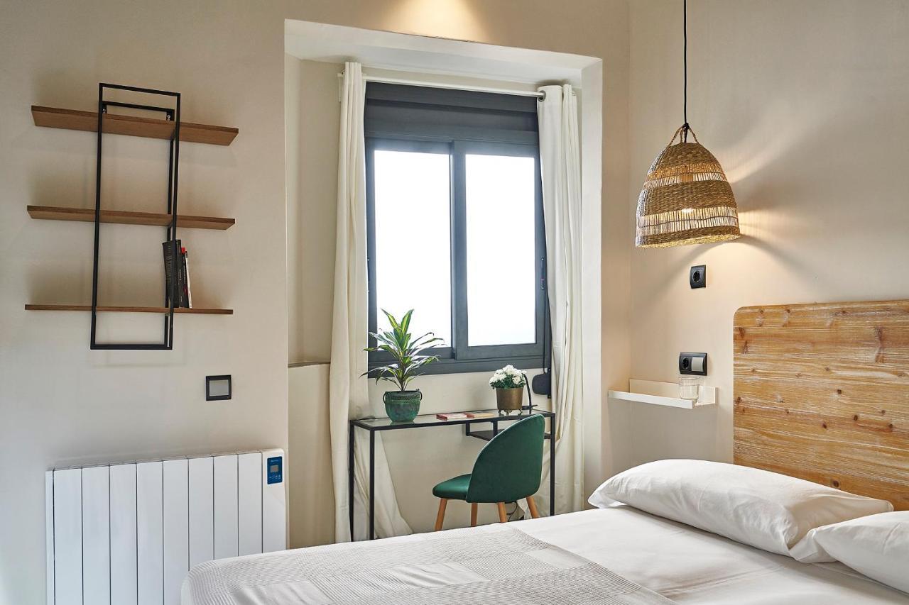 Ainb Eixample-Miro Apartments Барселона Экстерьер фото