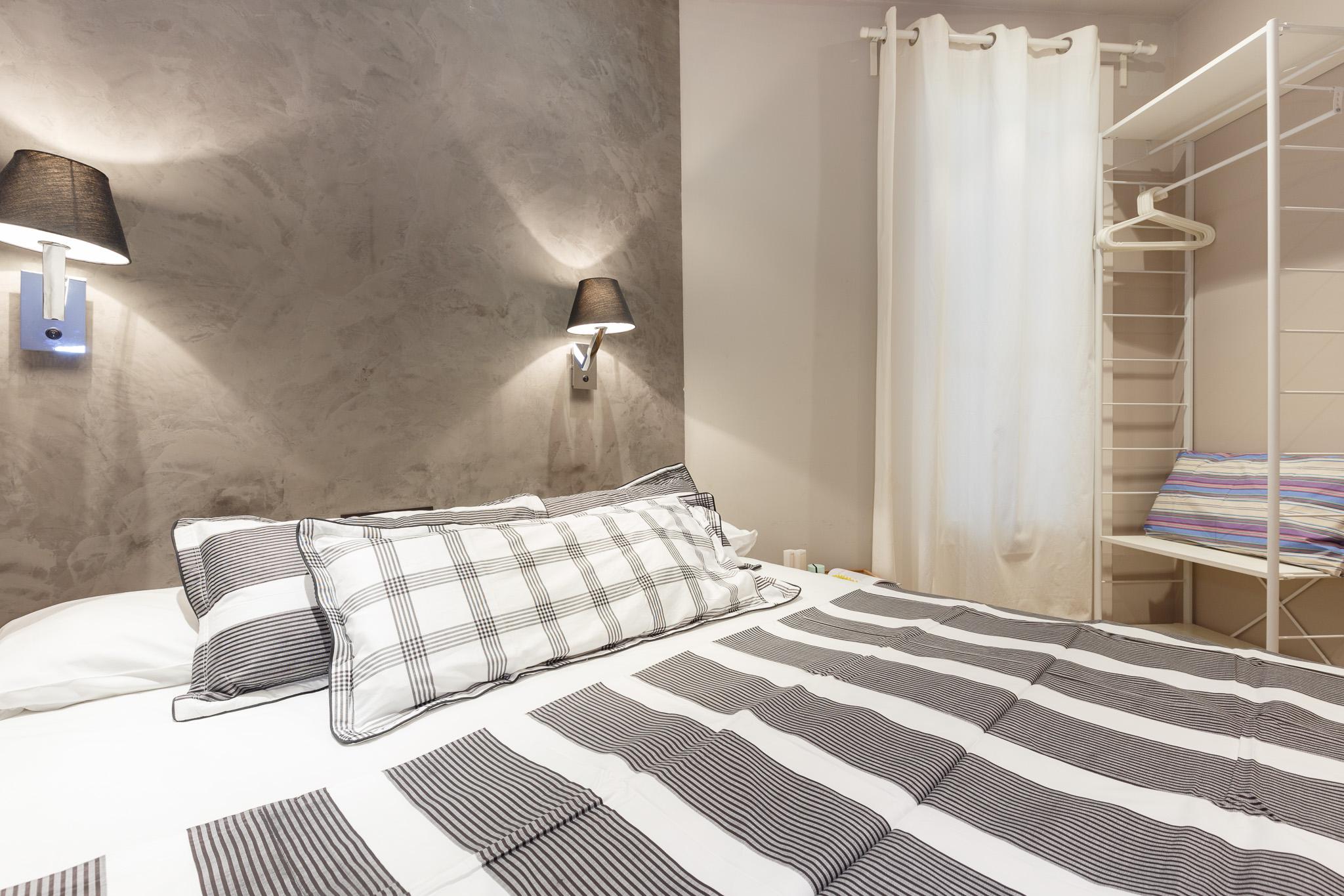 Ainb Eixample-Miro Apartments Барселона Экстерьер фото