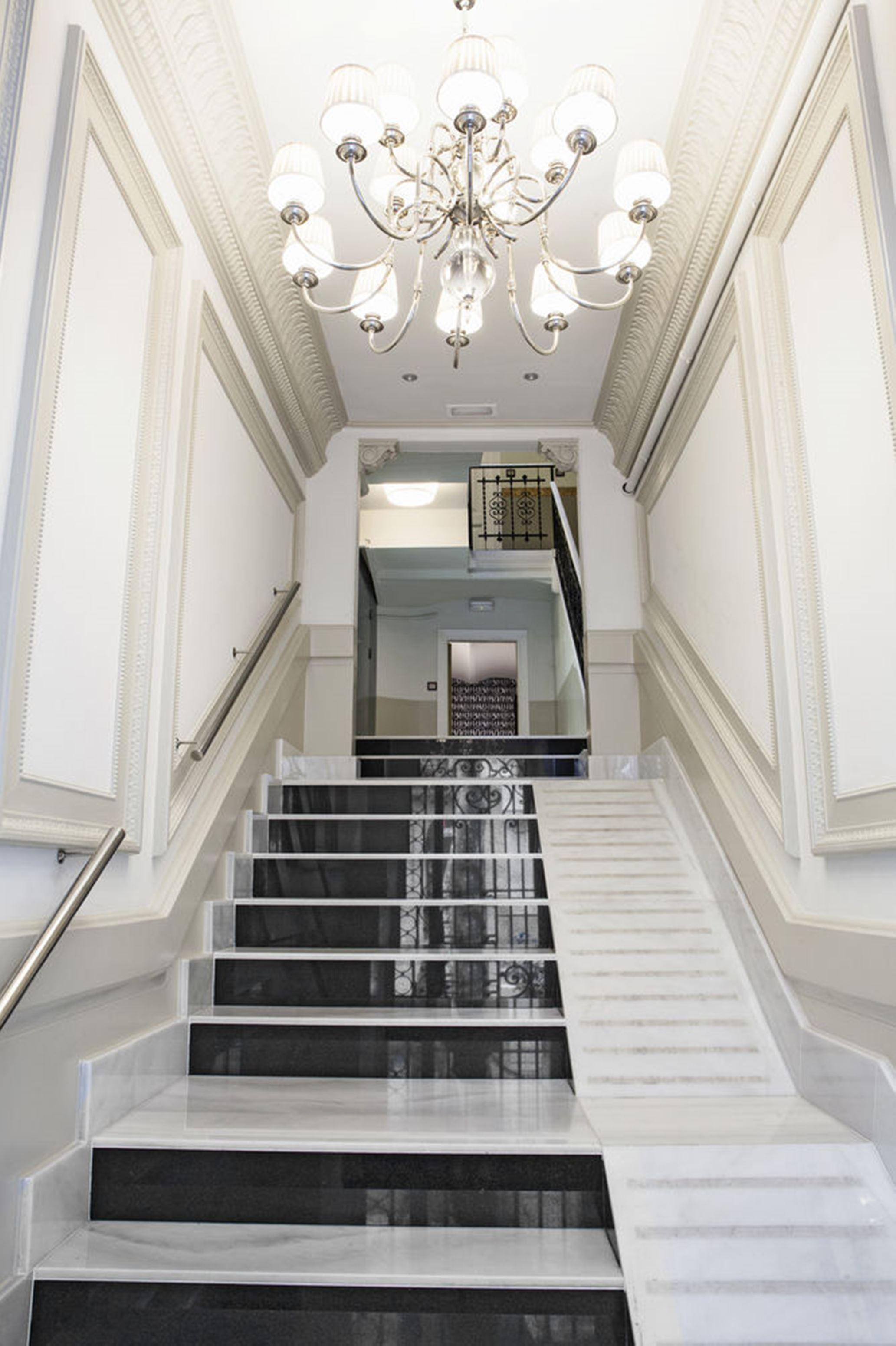 Ainb Eixample-Miro Apartments Барселона Экстерьер фото